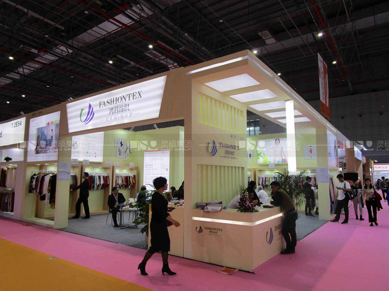 鴻科-服裝展臺設計搭建案例