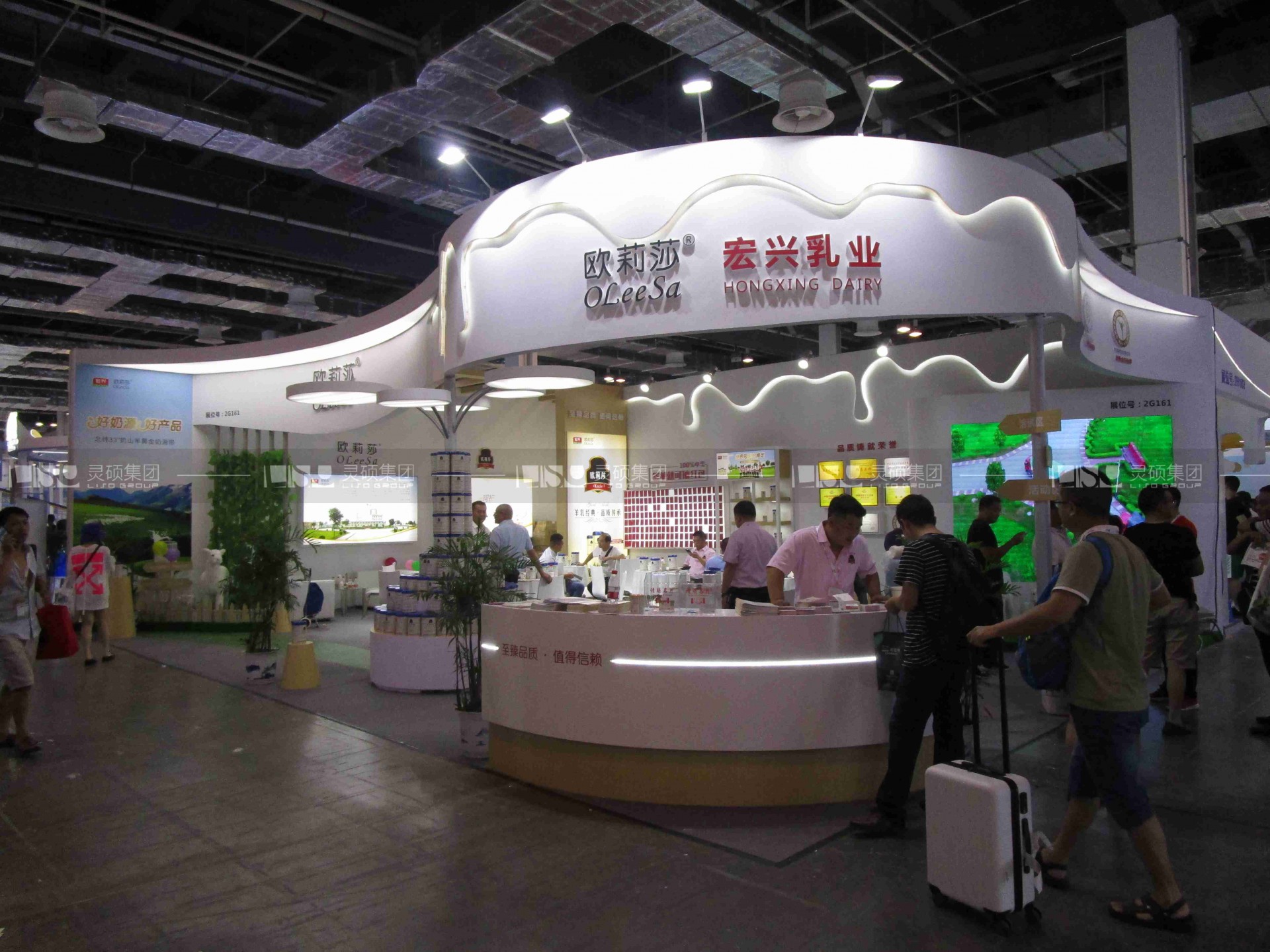 宏興乳業-19屆CBME中國孕嬰童展展臺設計案例