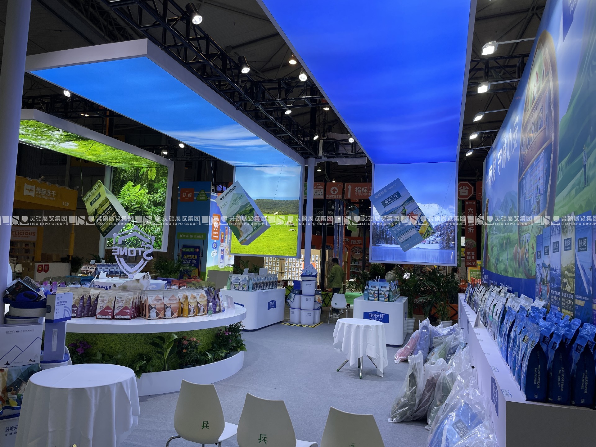 成都展臺設計搭建（成都國際寵物展）